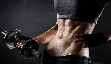 awọn adaṣe fun sisọnu iwuwo lori awọn ẹgbẹ ati ikun